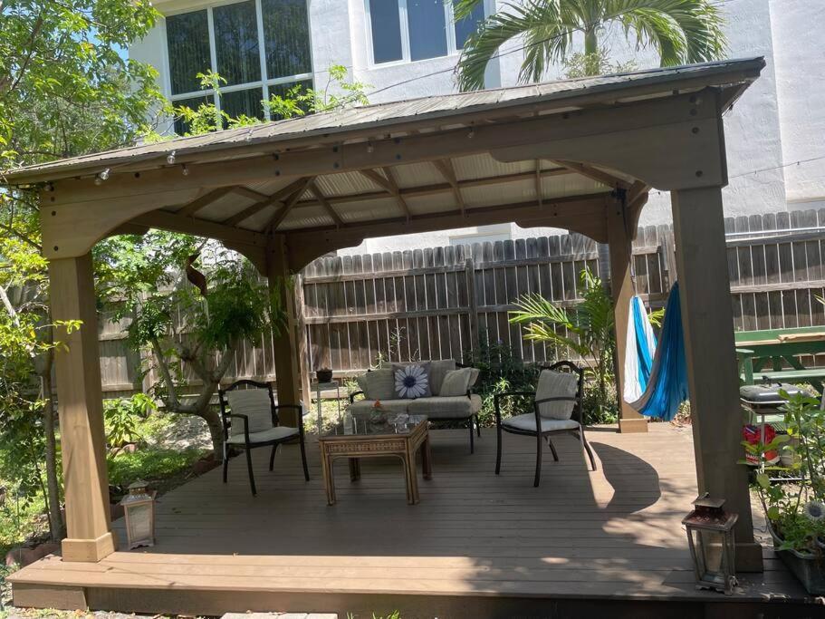 Private Room In The Heart Of Calle Ocho Miami Dış mekan fotoğraf